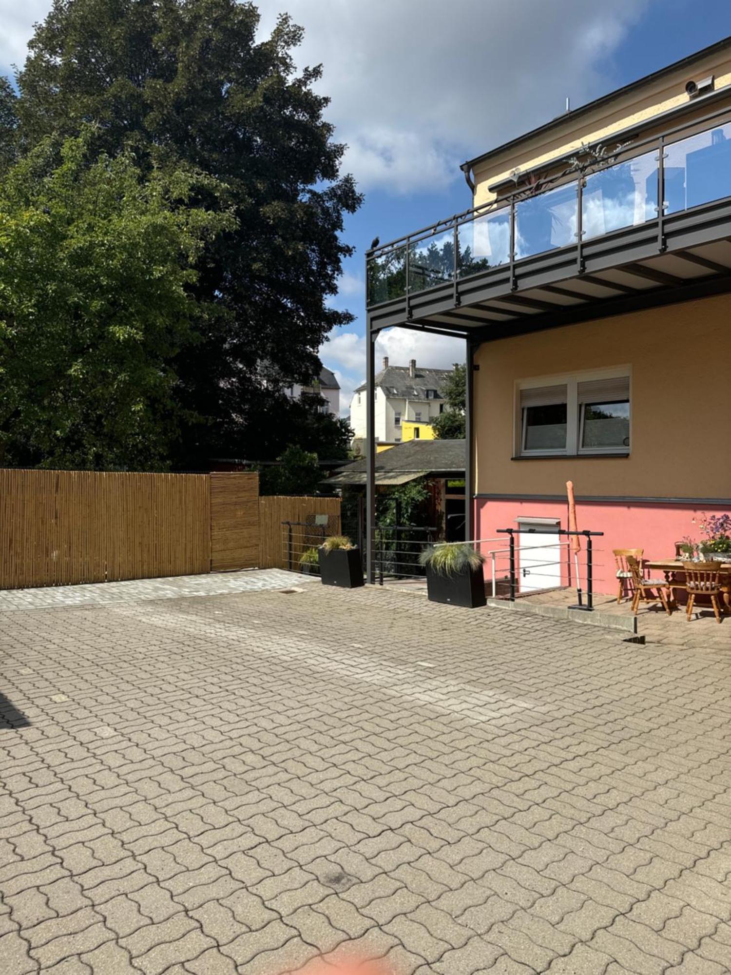 Sehr Schoene Wohnung,Komplett Neu Eingerichtet Limabach - Oberfrohna エクステリア 写真